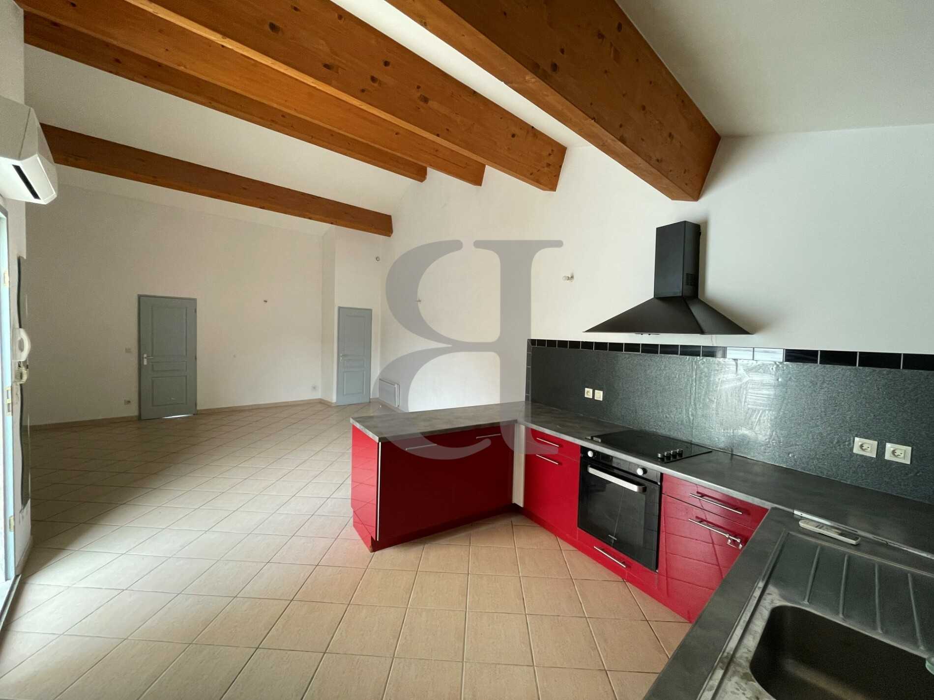 Condominium in Vaison-la-Romaine, Provence-Alpes-Cote d'Azur 11177882