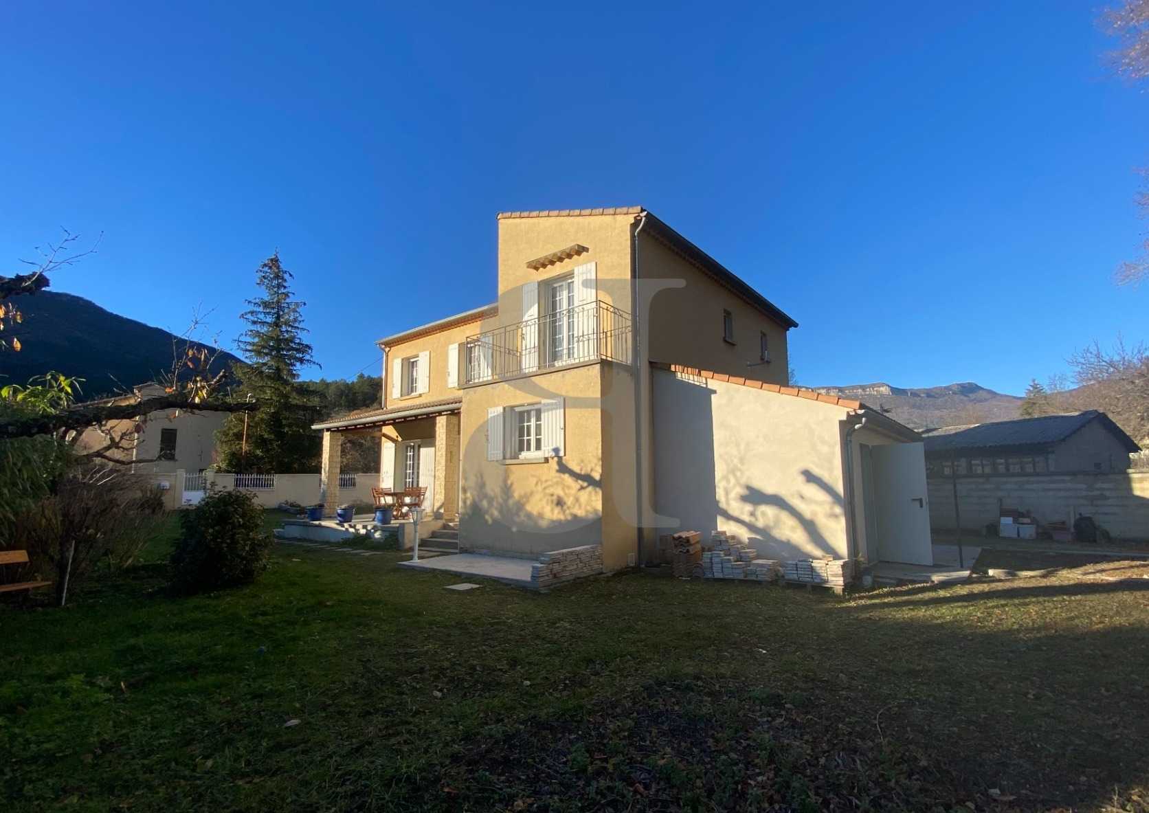 Huis in Nyons, Auvergne-Rhône-Alpes 11178018