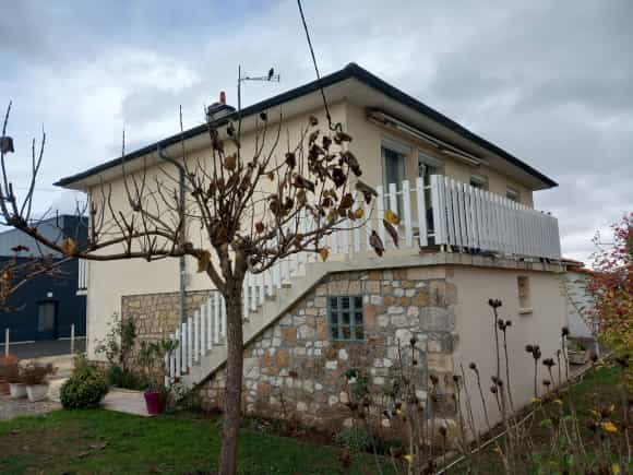 House in Montayral, Nouvelle-Aquitaine 11178088