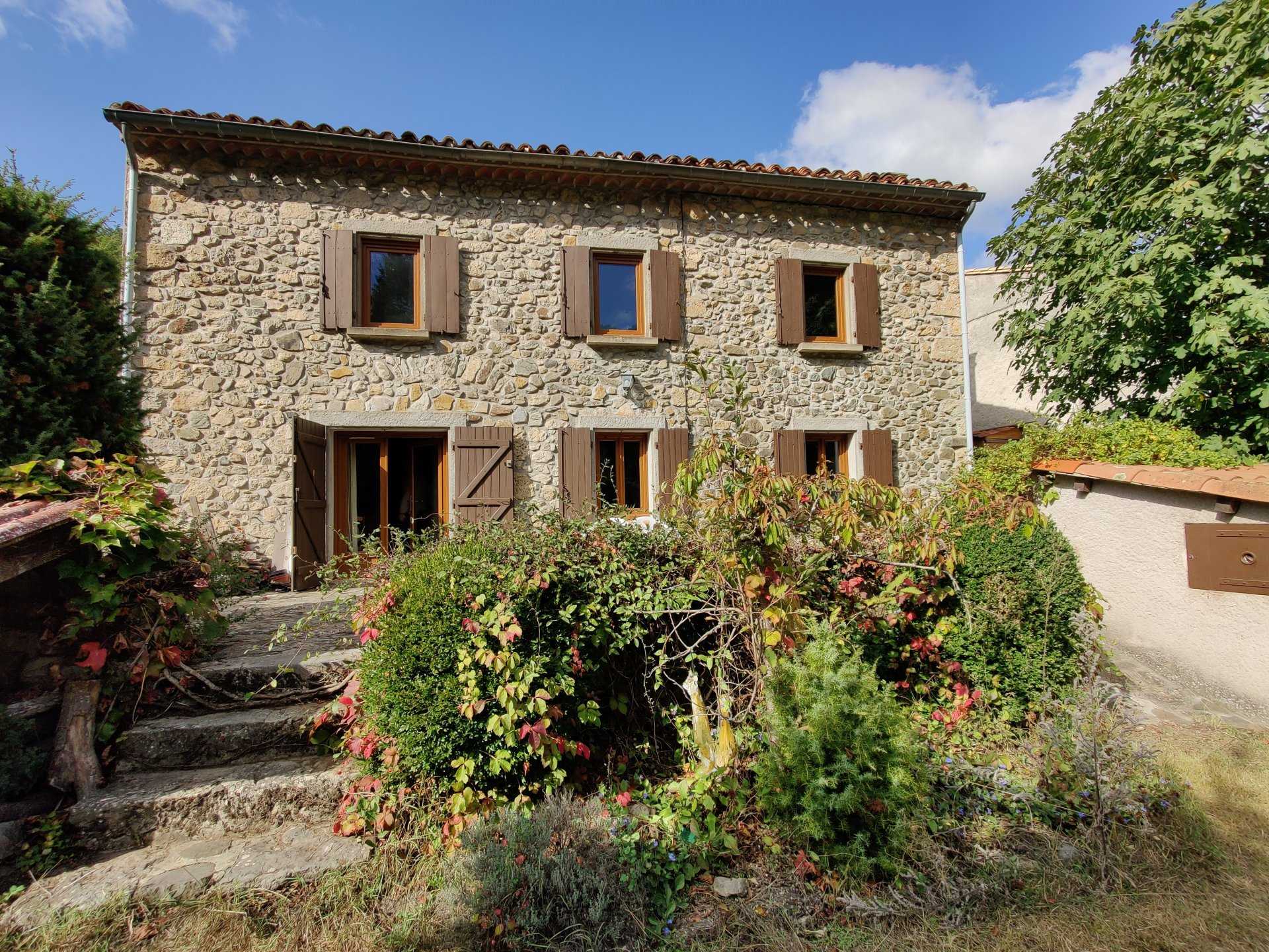 House in Lanet, Occitanie 11178130
