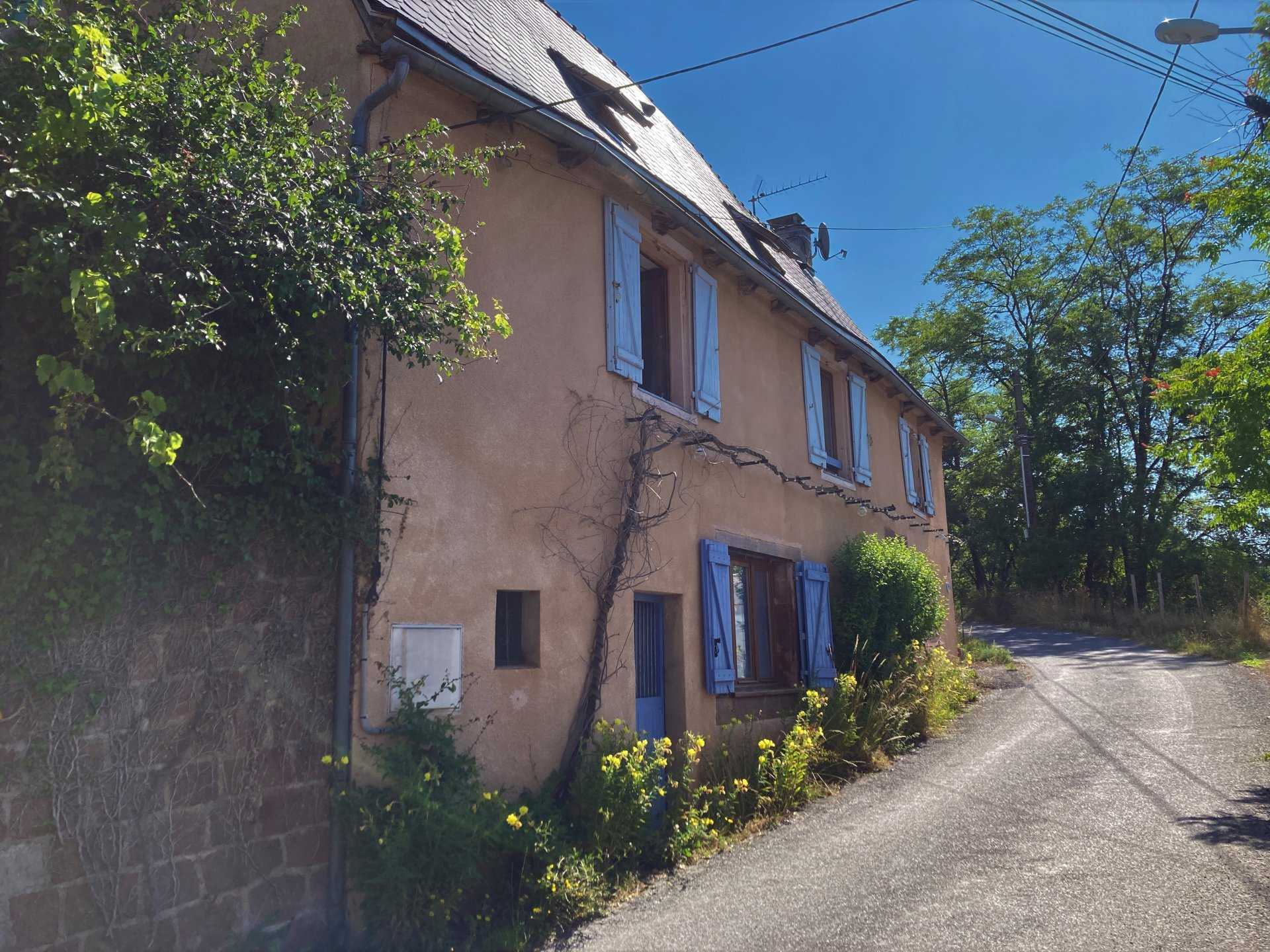 房子 在 Conques-en-Rouergue, Occitanie 11178134
