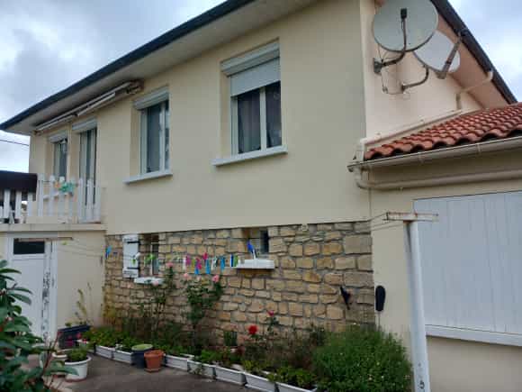 Talo sisään Montayral, Nouvelle-Aquitaine 11178431