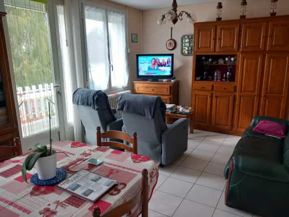 casa en Montayral, Nouvelle-Aquitaine 11178431