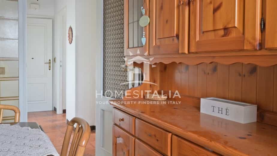 Condominium in Lubriano, Lazio 11178486