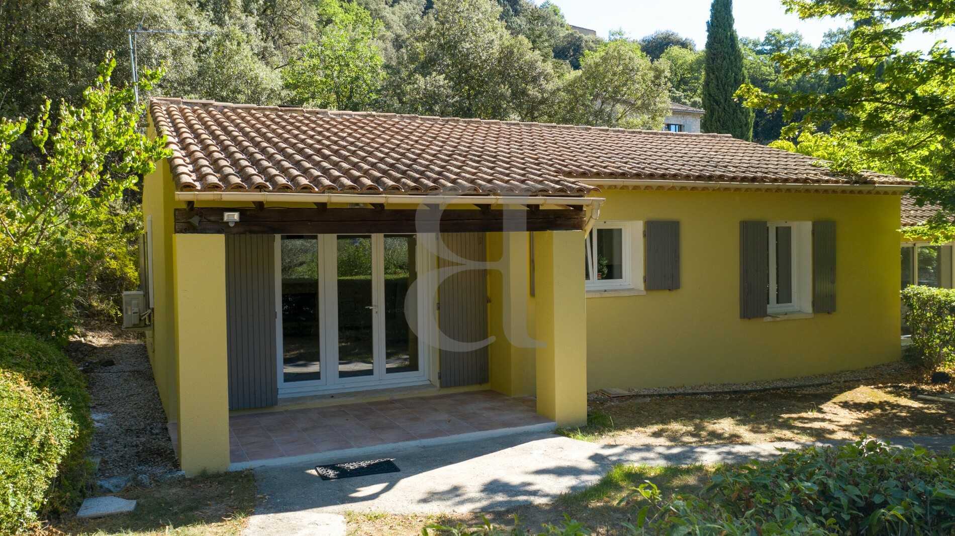 casa en Vaison-la-Romaine, Provence-Alpes-Côte d'Azur 11178795