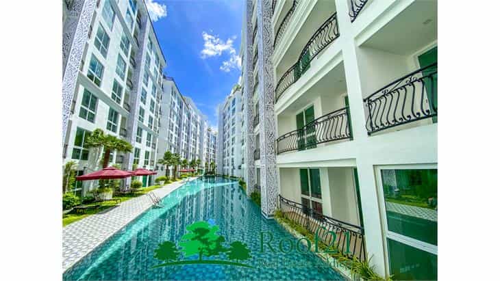 Condominium in Ban Phatthaya Tai, Chon Buri 11179013