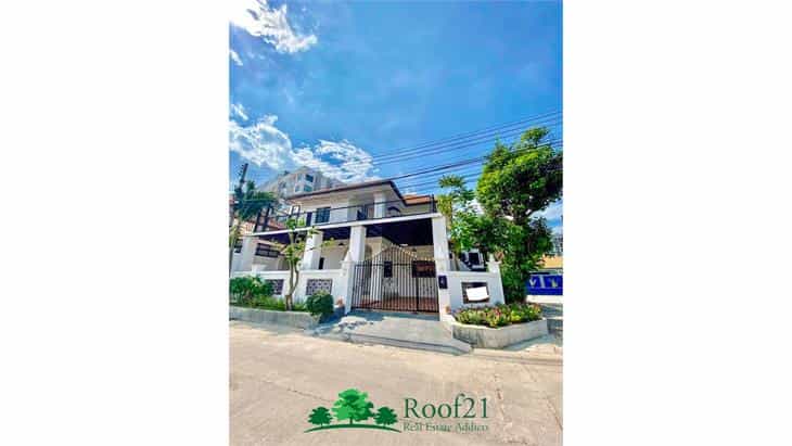 Huis in Ban Tanman, Chonburi 11179017
