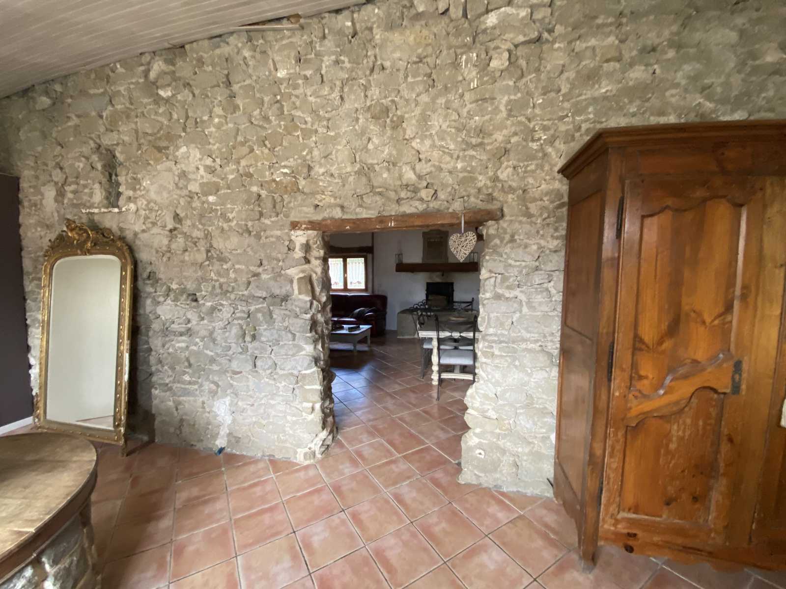 房子 在 Carcassonne, Occitanie 11179162