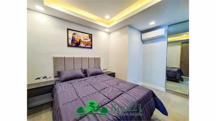 Condominium in Tambon Nikhom Phatthana, Chang Wat Rayong 11179232