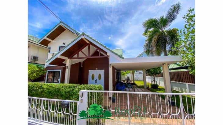 Huis in Ban Pakthang Khao Ta Lo, Chonburi 11179249