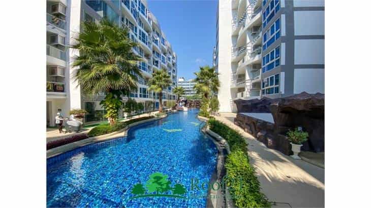 Condominium in Muang Pattaya, Chang Wat Chon Buri 11179277