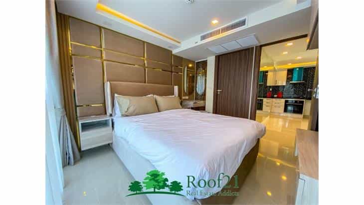 Condominium in Muang Pattaya, Chang Wat Chon Buri 11179277