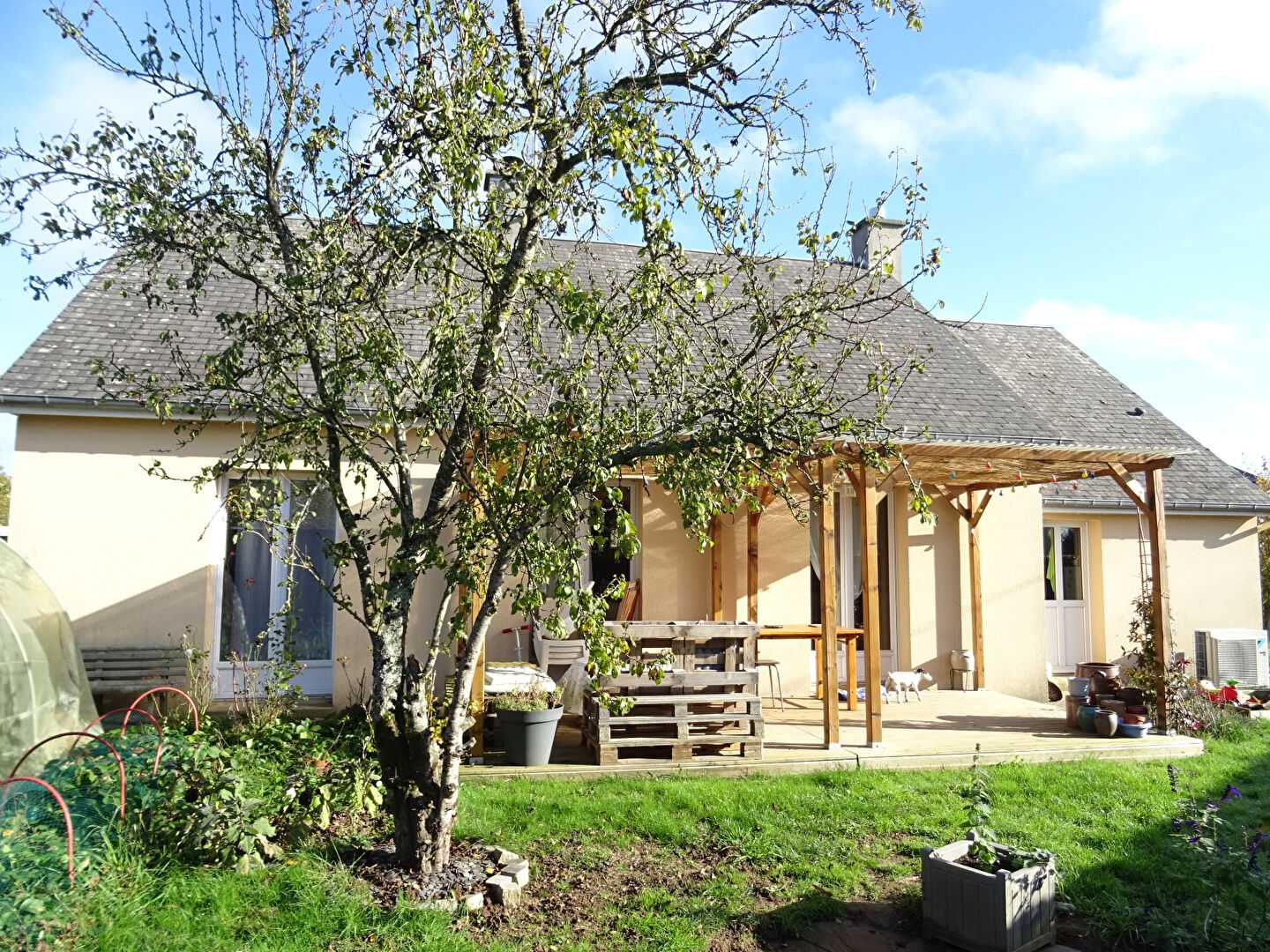 Huis in Romagny, Normandië 11180198
