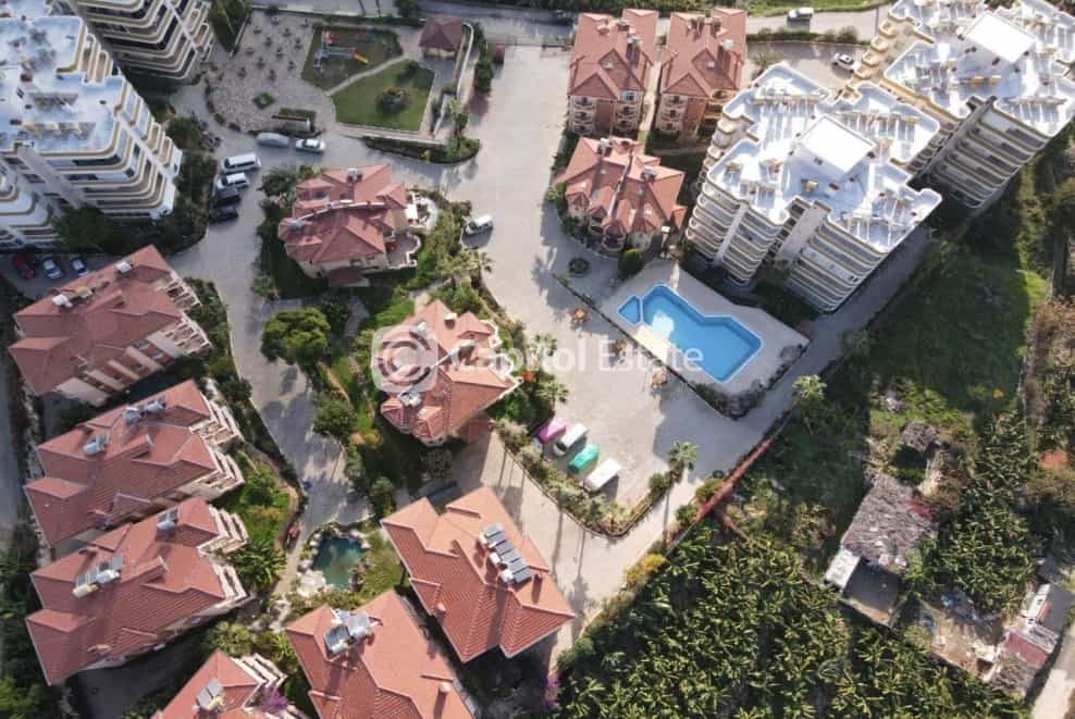 Condominium in Kestel, Antalya 11180401