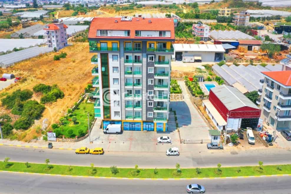 Condominium in Konakli, Antalya 11180432