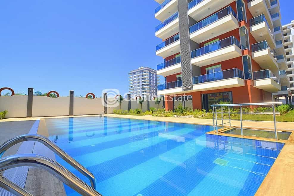 Condominium in Kestel, Antalya 11180435