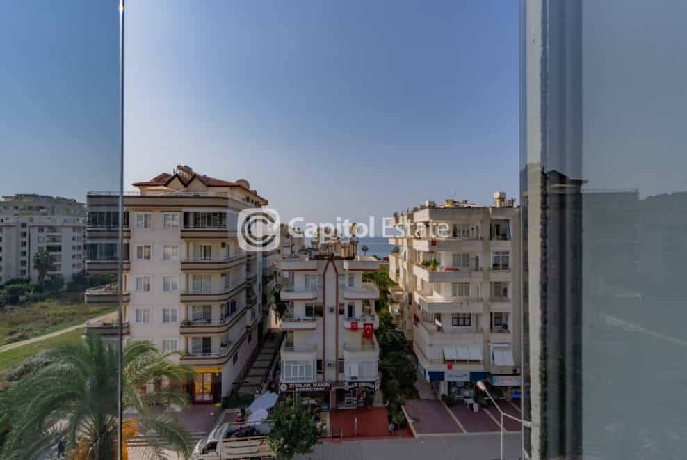 Kondominium dalam Mahmutlar, Antalya 11180534
