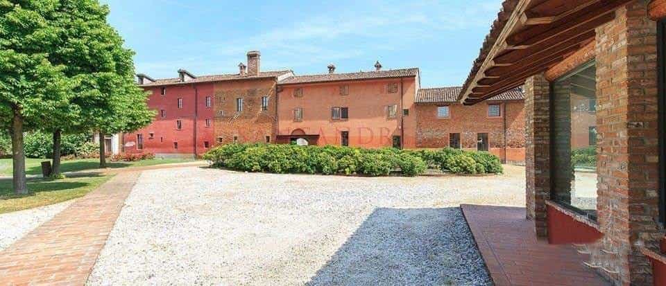 Condominium dans Corte dei Cortesi, Lombardie 11180616