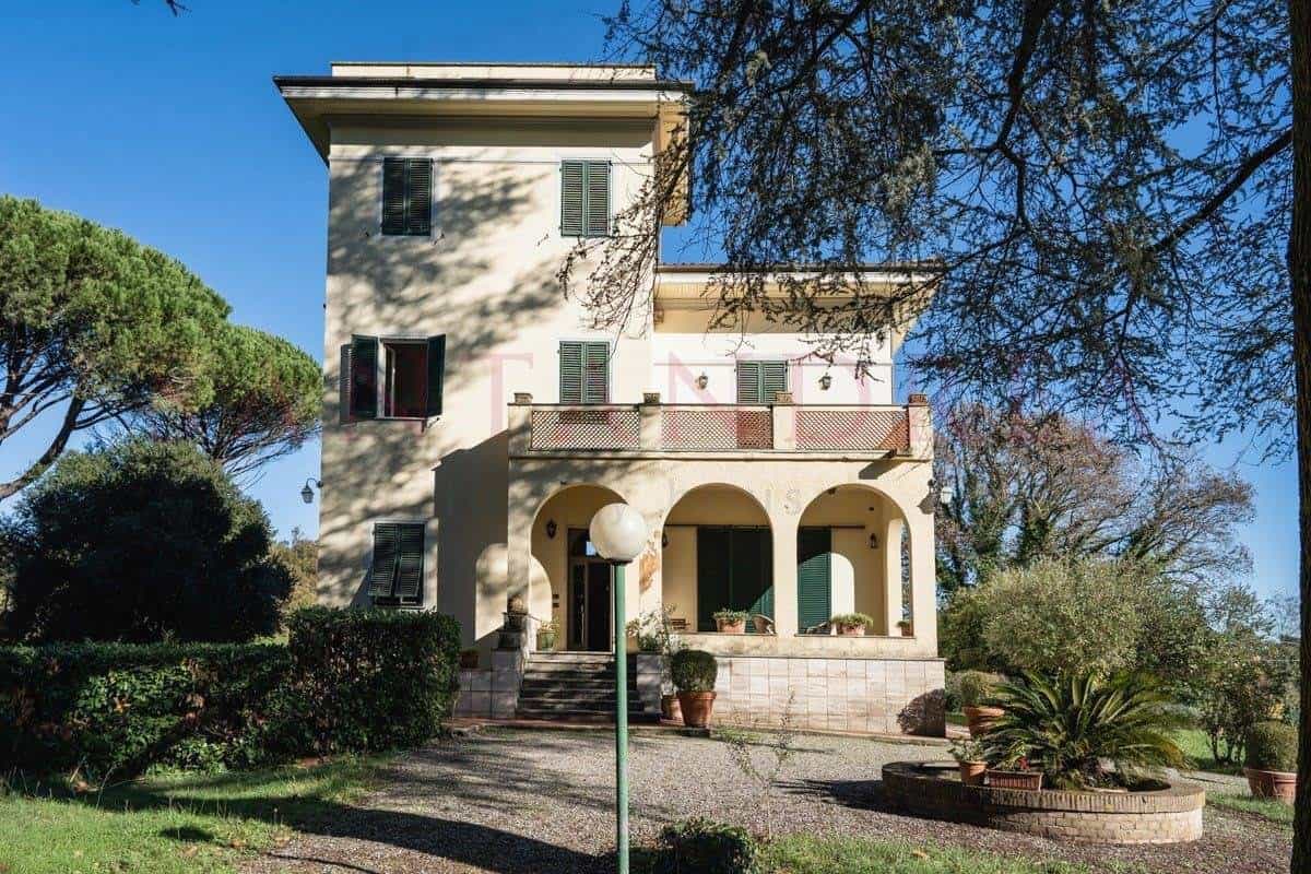 casa no Lucca, Tuscany 11180619