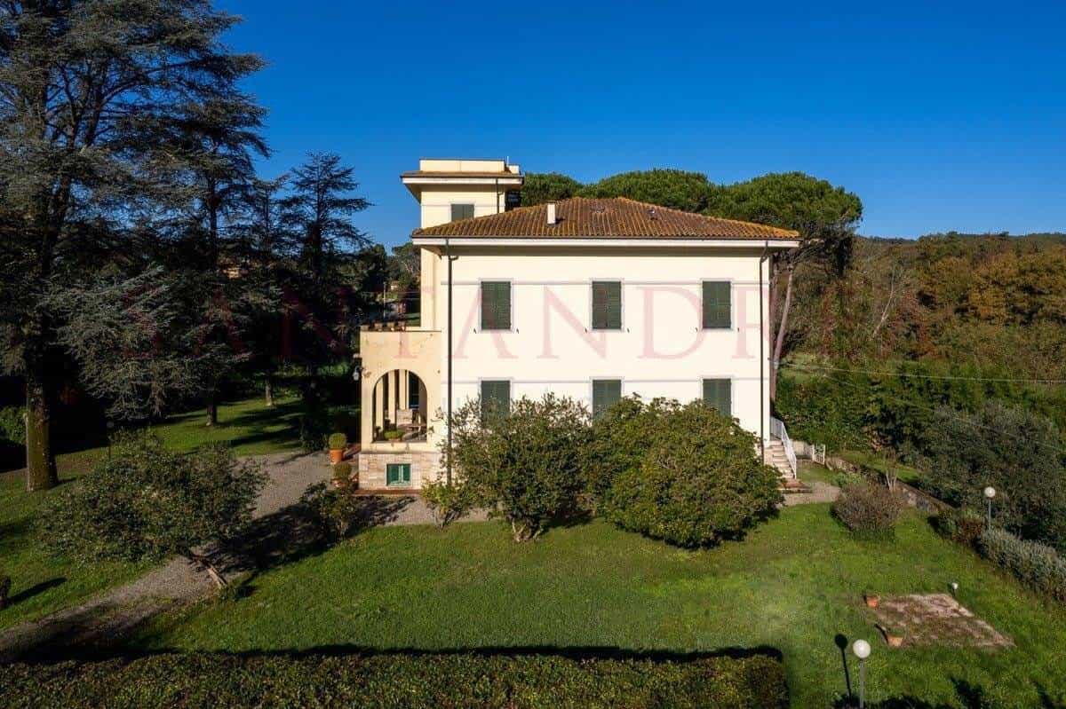 Talo sisään Lucca, Tuscany 11180619