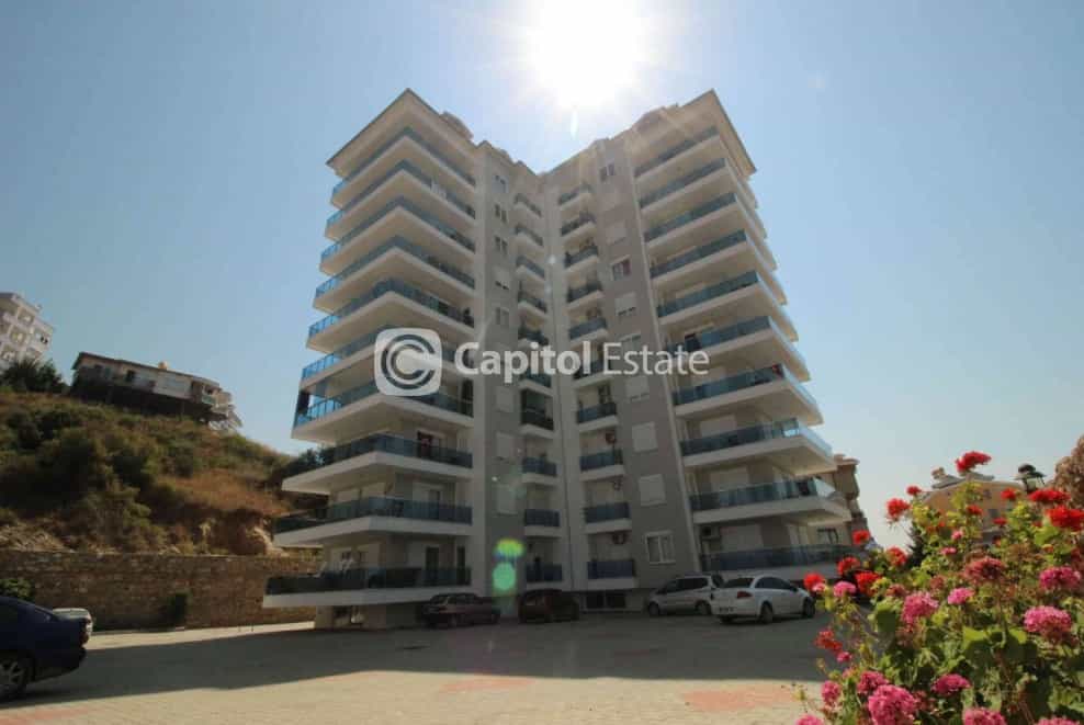 Condominium in Alanya, Antalya 11180694