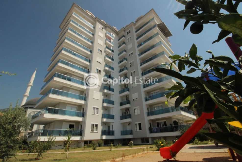 Condominium in Alanya, Antalya 11180694