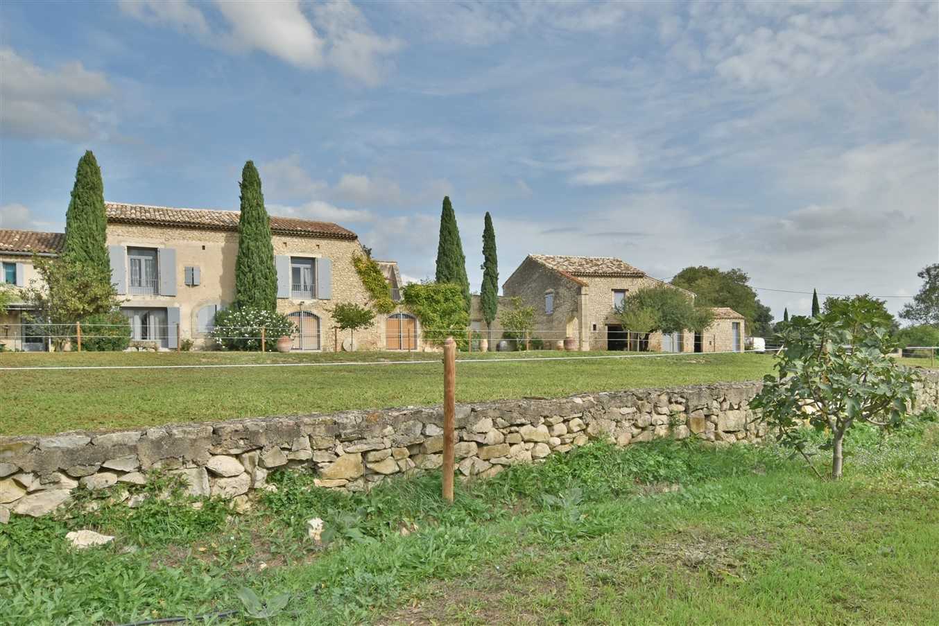 Hus i Sommieres, Occitanie 11180872