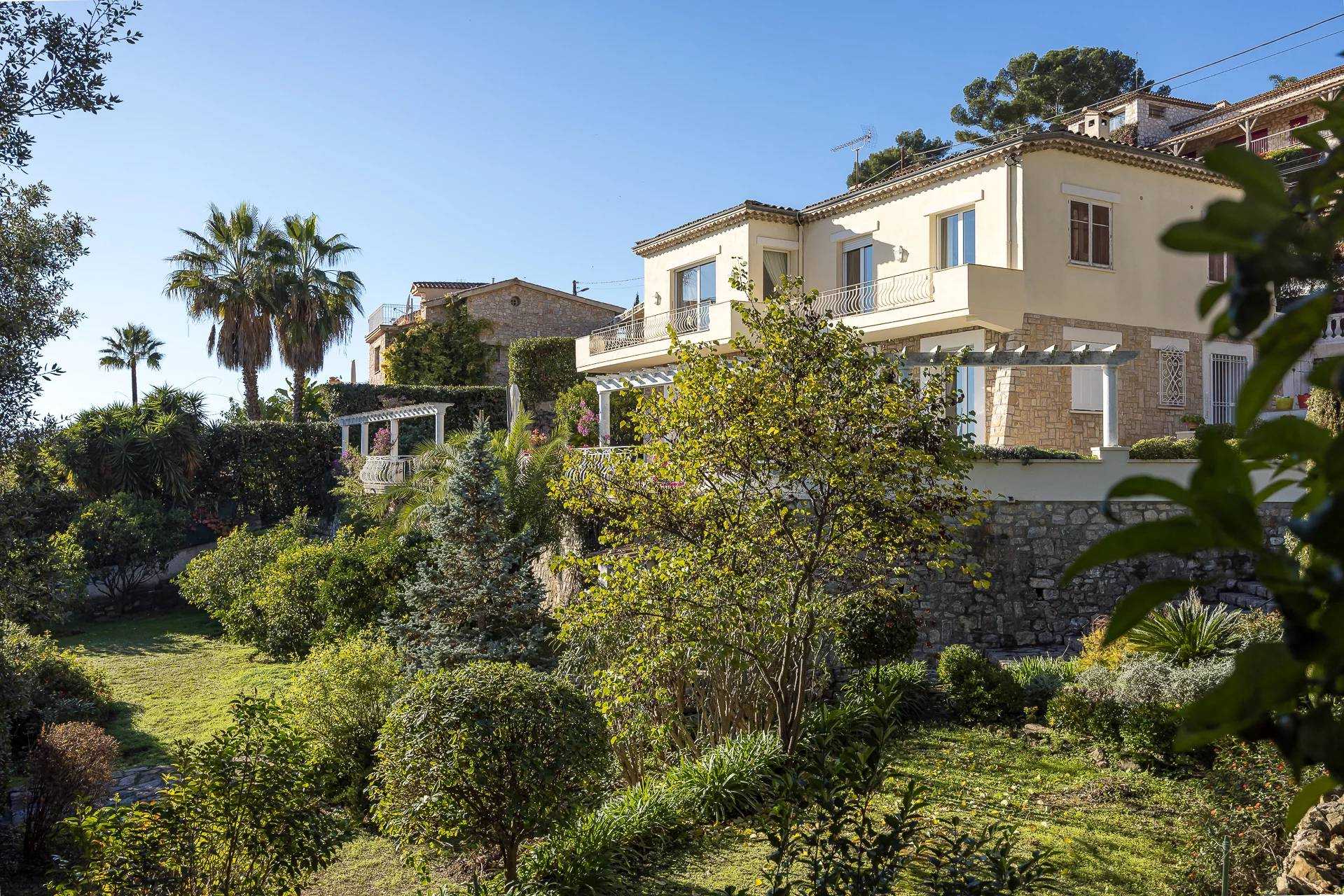 Будинок в Vallauris, Provence-Alpes-Côte d'Azur 11180910