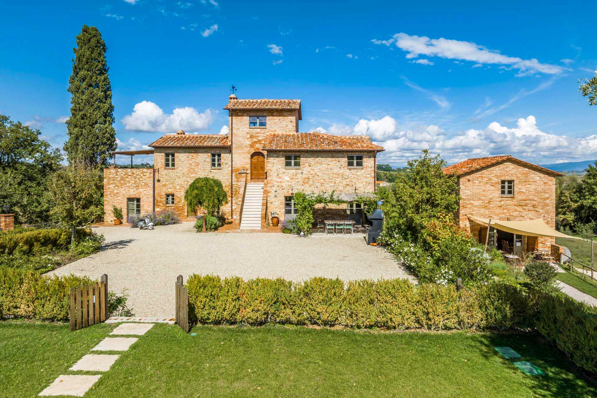 House in Montepulciano Stazione, Tuscany 11180931