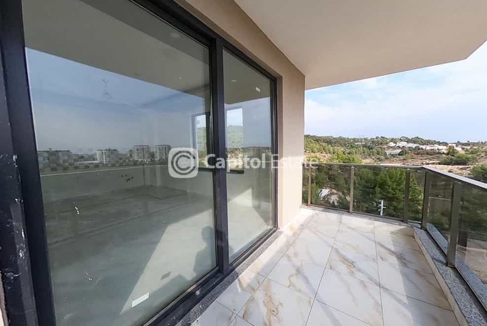 Condominium in Avsallar, Antalya 11180971