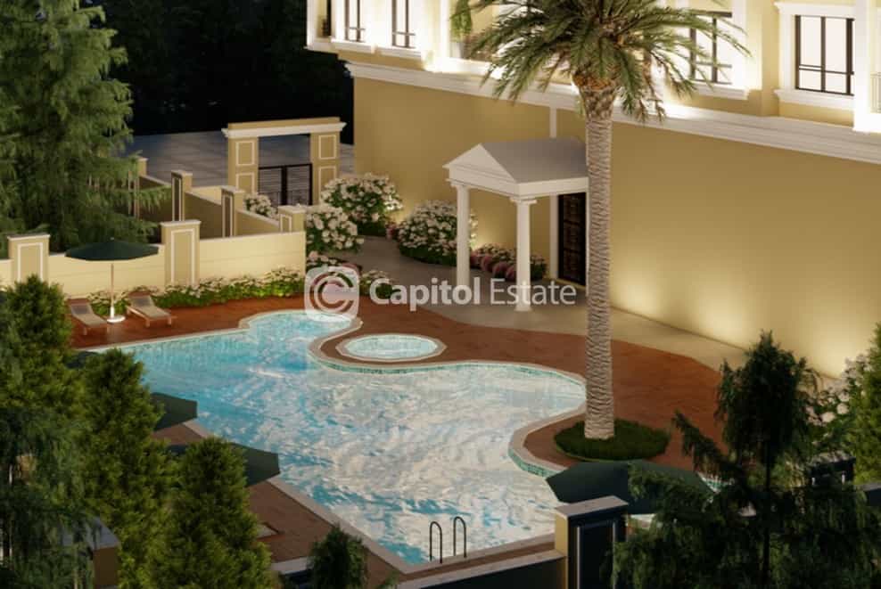 Condominium in Mahmutlar, Antalya 11180975