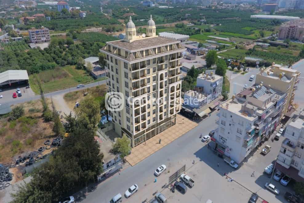 Condominium in Mahmutlar, Antalya 11180975