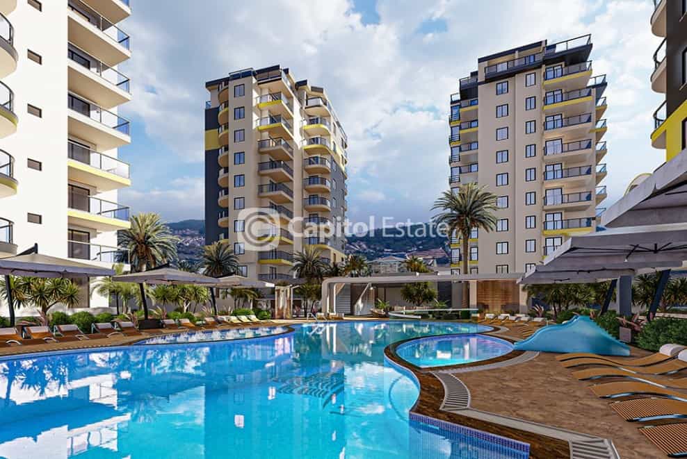 Condominium in Mahmutlar, Antalya 11181003