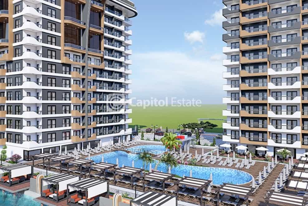 Condominium in Mahmutlar, Antalya 11181048