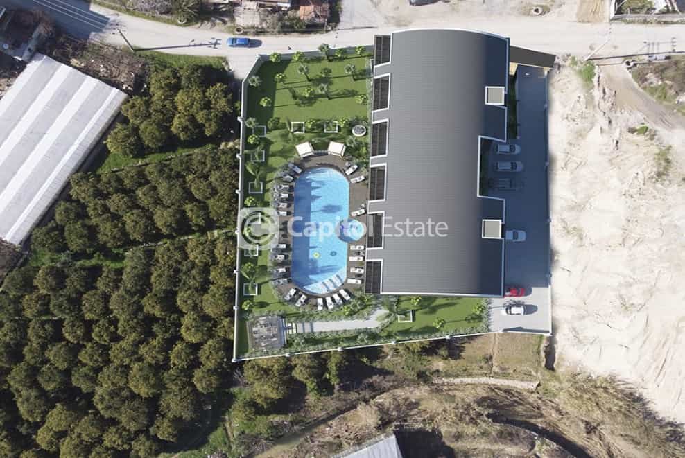 Condominium in Avsallar, Antalya 11181082