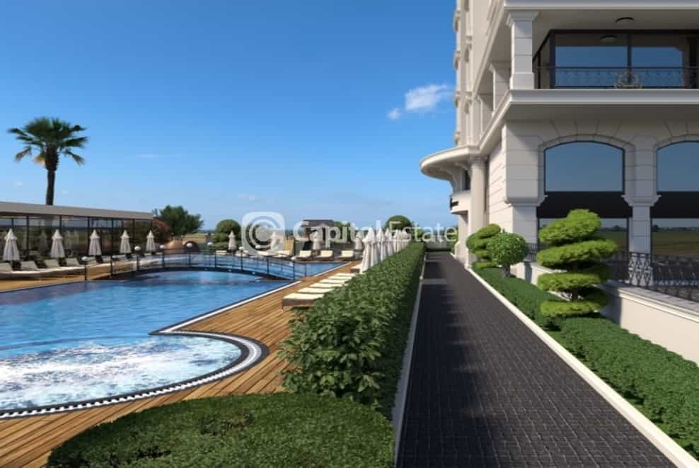 Condominium in Mahmutlar, Antalya 11181085
