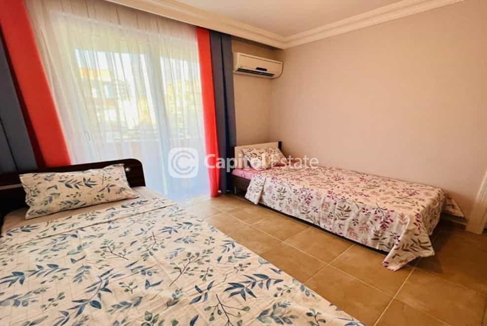 Condominium in Mahmutlar, Antalya 11181099