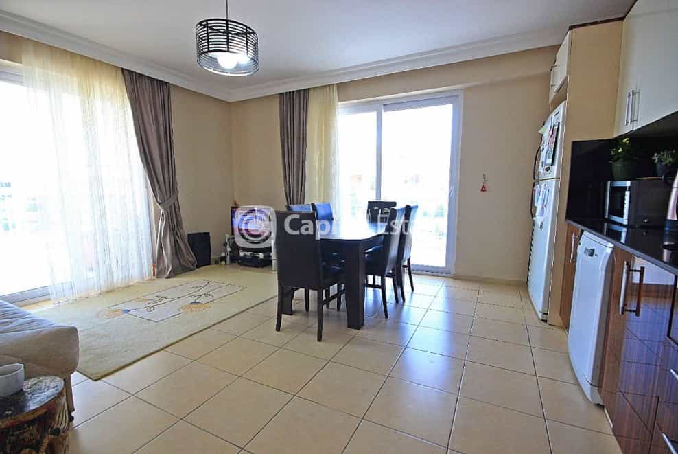 Condominium in Mahmutlar, Antalya 11181162