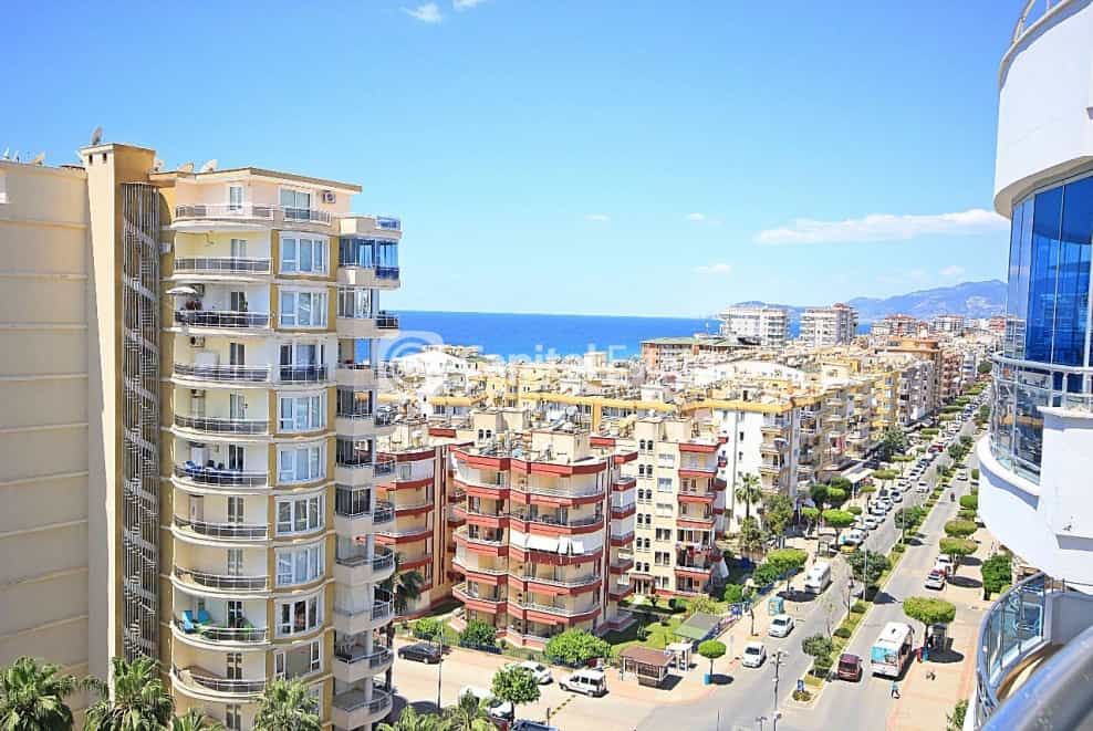 公寓 在 Mahmutlar, Antalya 11181162