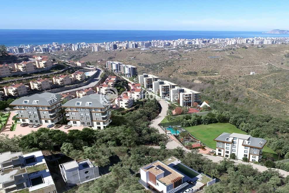 Condominium in Kestel, Antalya 11181224