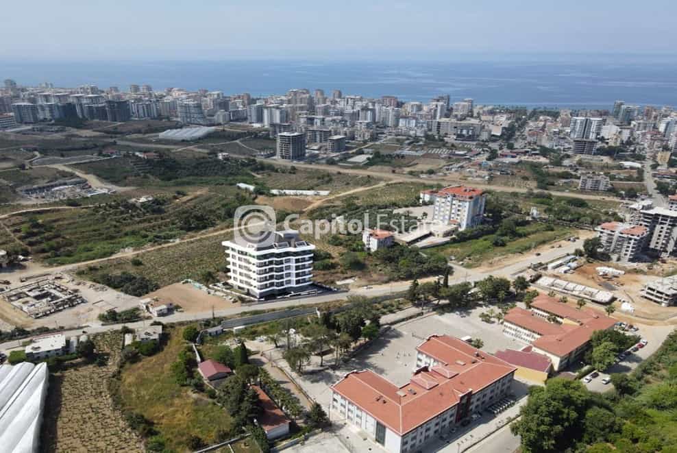 Condominium in Kestel, Antalya 11181282