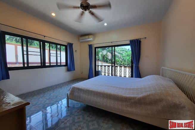 House in Chalong, Phuket 11181456