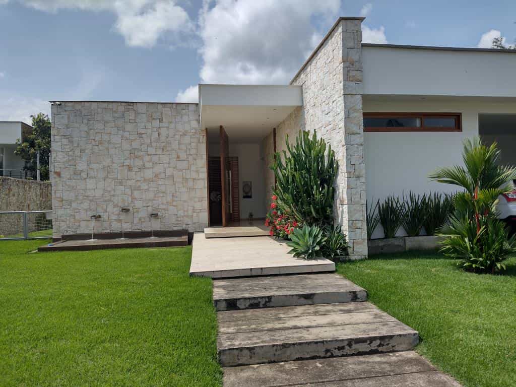بيت في Aguablanca, Valle del Cauca 11181499