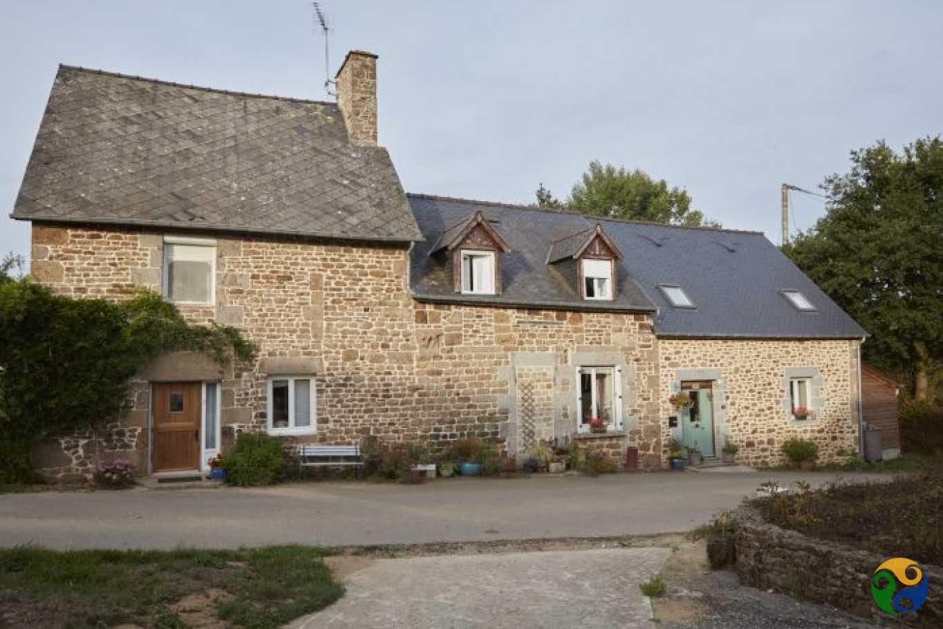 Condomínio no Montjoie-Saint-Martin, Normandia 11181758