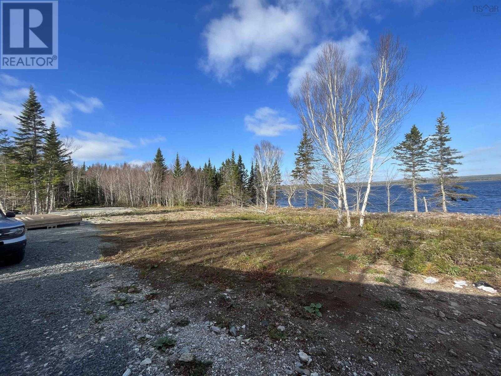 Tanah dalam Loch Lomond, Nova Scotia 11181769