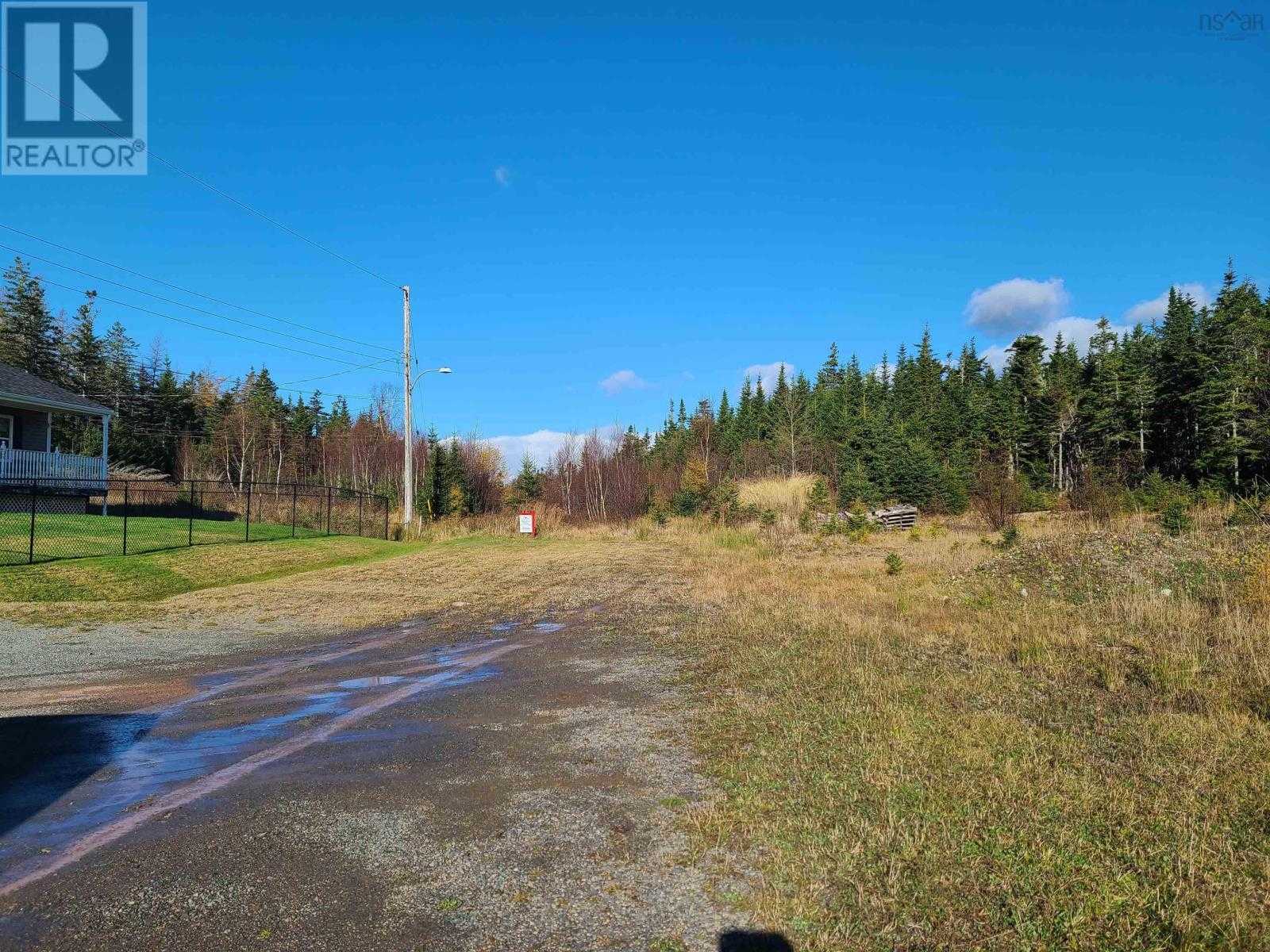 Land in Baddeck, Nova Scotia 11181874
