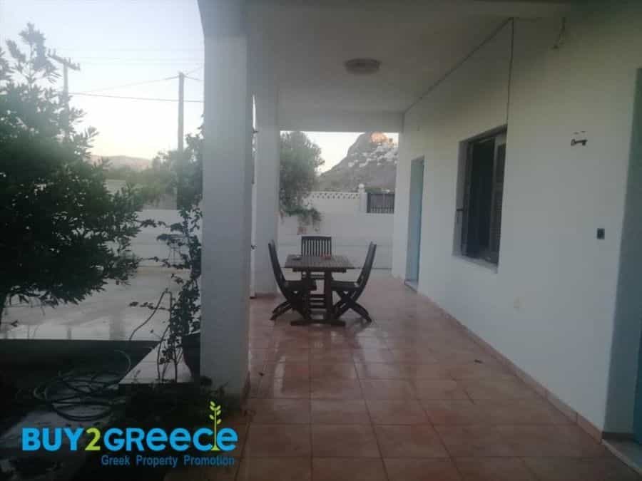 House in Molos,  11182286