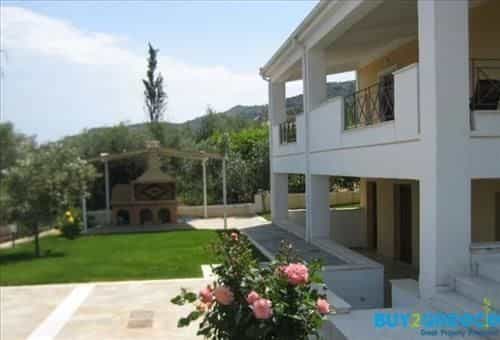 House in Derveni, Peloponnisos 11182454