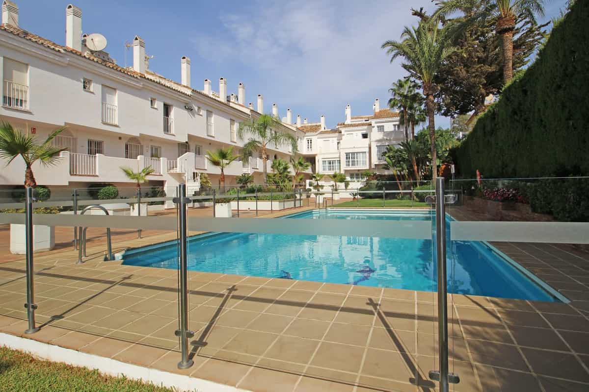 Condominio en marbella, Andalucía 11183165
