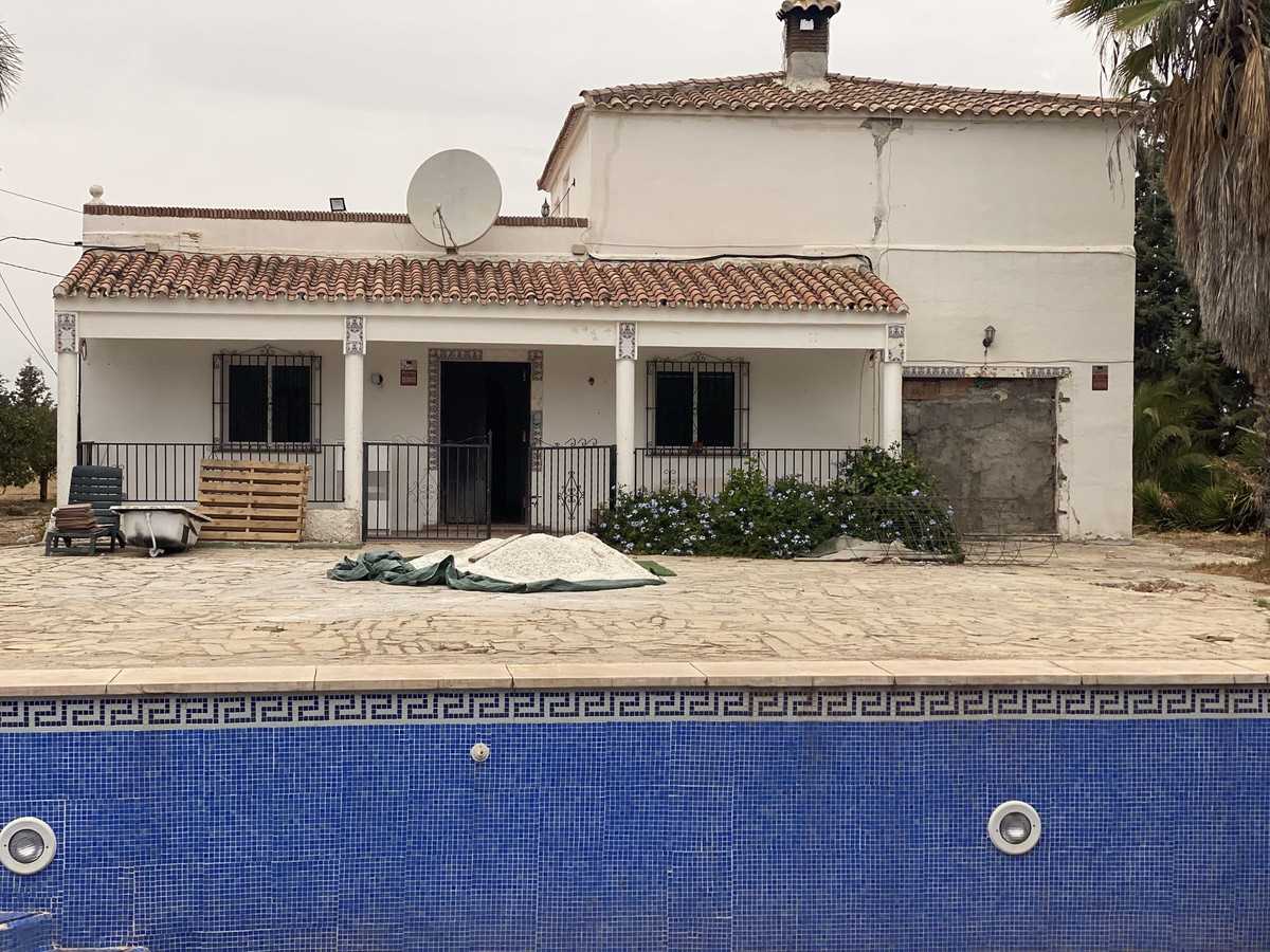 House in Alhaurin el Grande, Andalusia 11183240